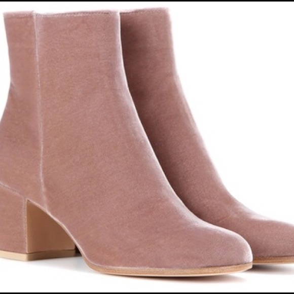 Gianvito Rossi Pink Velvet Margaux Booties - Picture 1 of 5